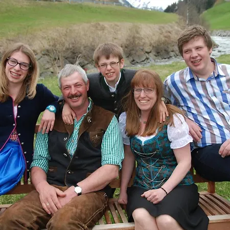 Lechlihof 3*